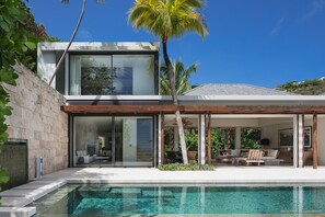 A heated pool - Villa Vesper | Ocean View - Located in  Exquisite Lurin with Private Pool (Lurin)