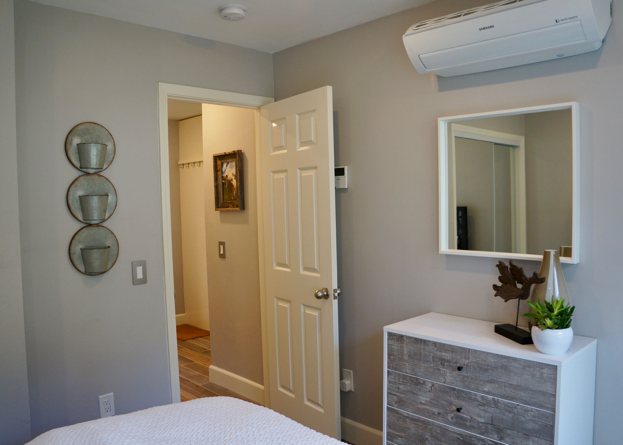 1 bedroom, iron/ironing board, travel crib, free WiFi