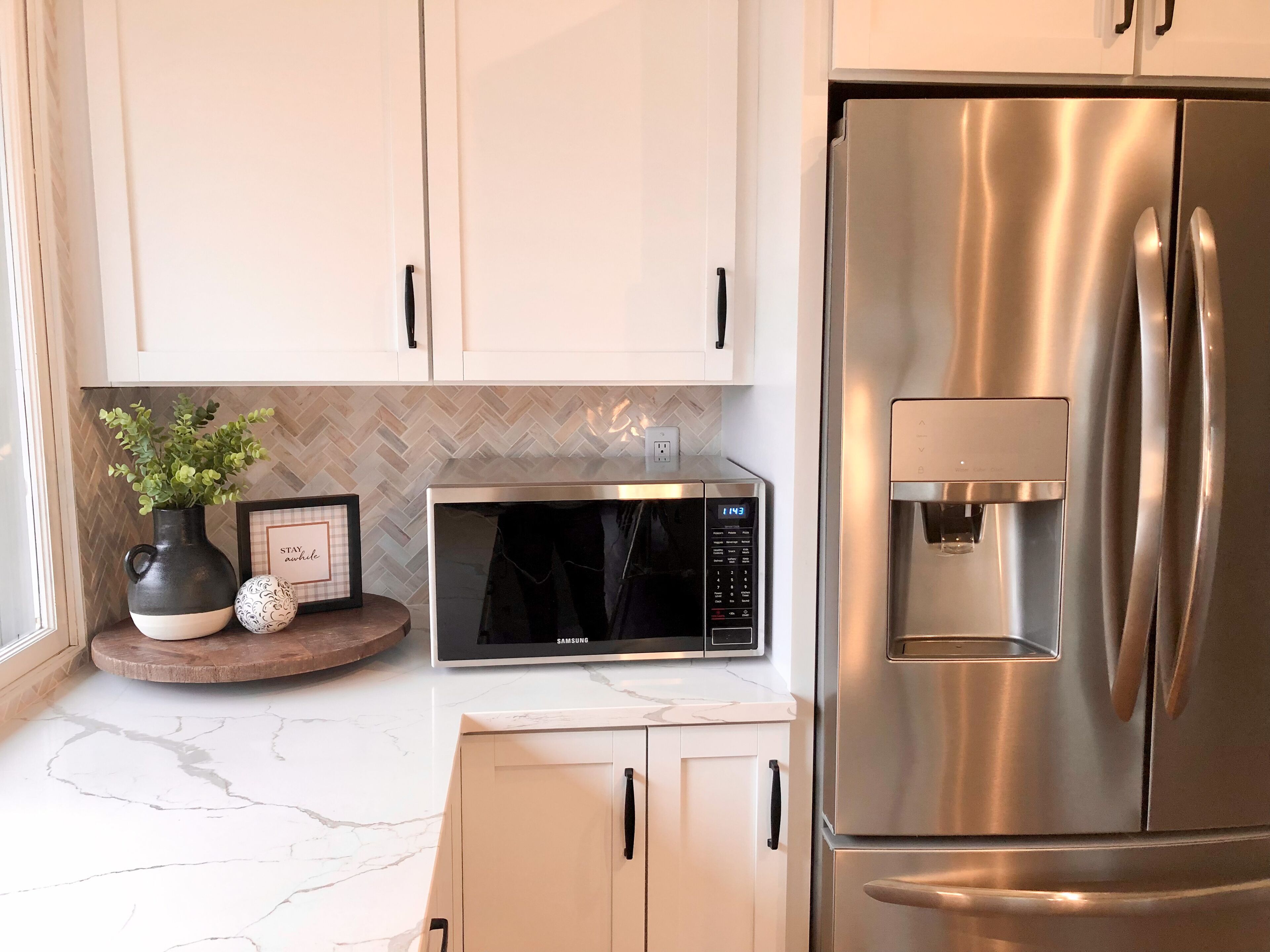 Summer destination | Sleeps 10 | 2100 Sq Ft | Large deck and outdoor fun