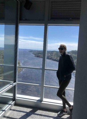 Interior - Maine Wilderness Oasis: Swimming, Hiking, Fishing, Boating (Bucksport)