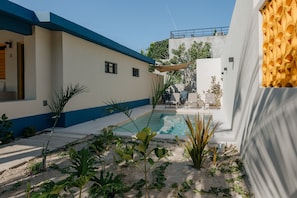 Outdoor pool - Mare Lindo studio near Malecon Progreso (Progreso)