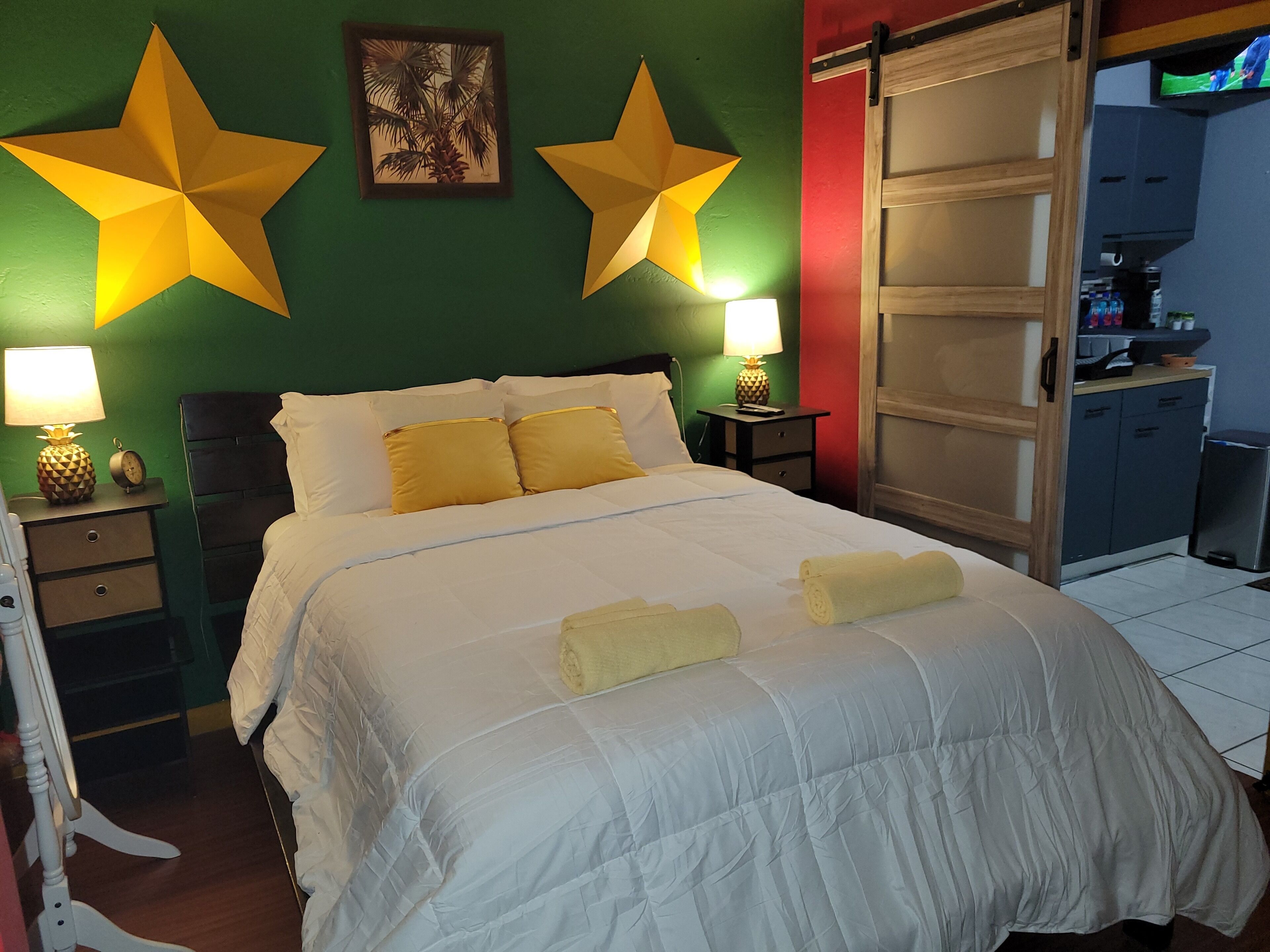 Cozy private 1 bedroom apartment mins to beach, FLL Airport & Cruise