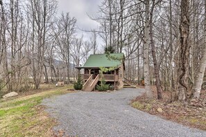Exterior - Cozy `American Dream` Cabin w/ Hot Tub, Loft & BBQ!!! (Cosby)
