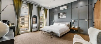 The Emerald Boutique Stays