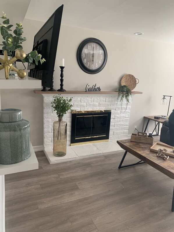 Téléviseur connecté, foyer