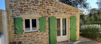 Studio spa jacuzzi private pool access villa in lorgues-83