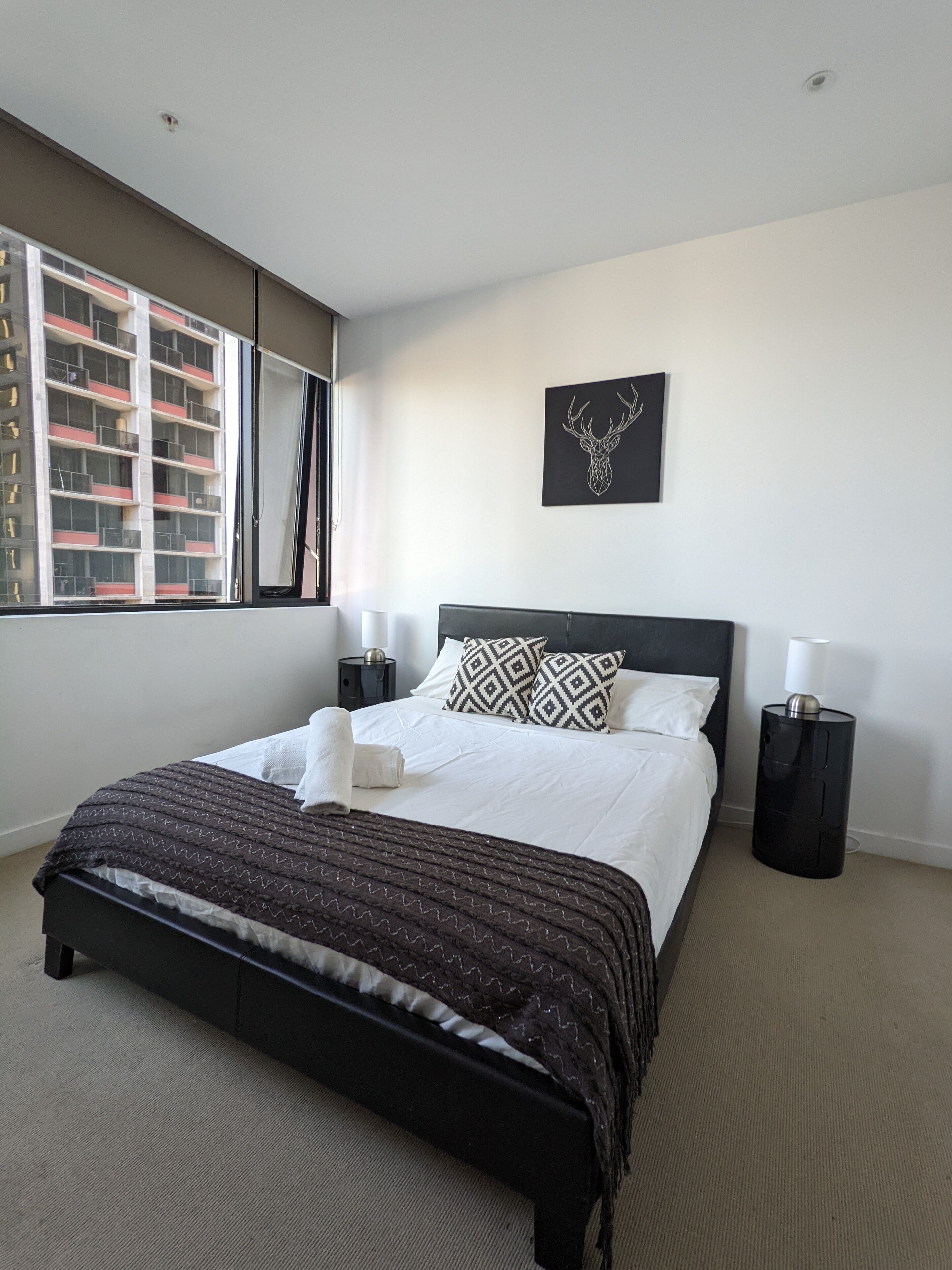 Fantastic 2BR Apt in Melbourne CBD