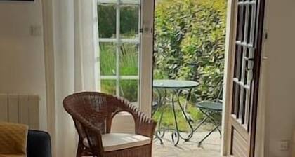 Triplex avec jardinet - wifi - Ă 400m de la plage