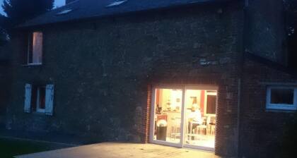 Maison de charme avec grand dortoir, jardin privé et terrasse, proche Val Joly