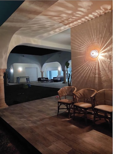 Very large villa ideal for groups of up to 15 to 18 people