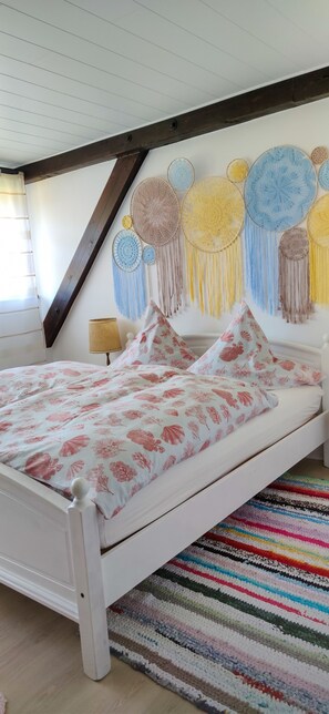 3 chambres, fer et planche à repasser, Wi-Fi gratuit, draps fournis