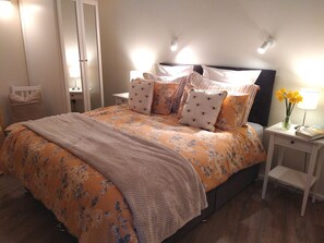 1 bedroom, iron/ironing board, free WiFi, bed sheets