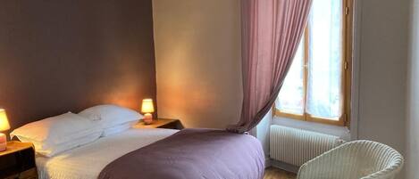 2 sovrum, strykjärn/strykbräda, resesäng och gratis wi-fi