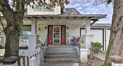 2 Blocks to Dining + Tasting Rooms