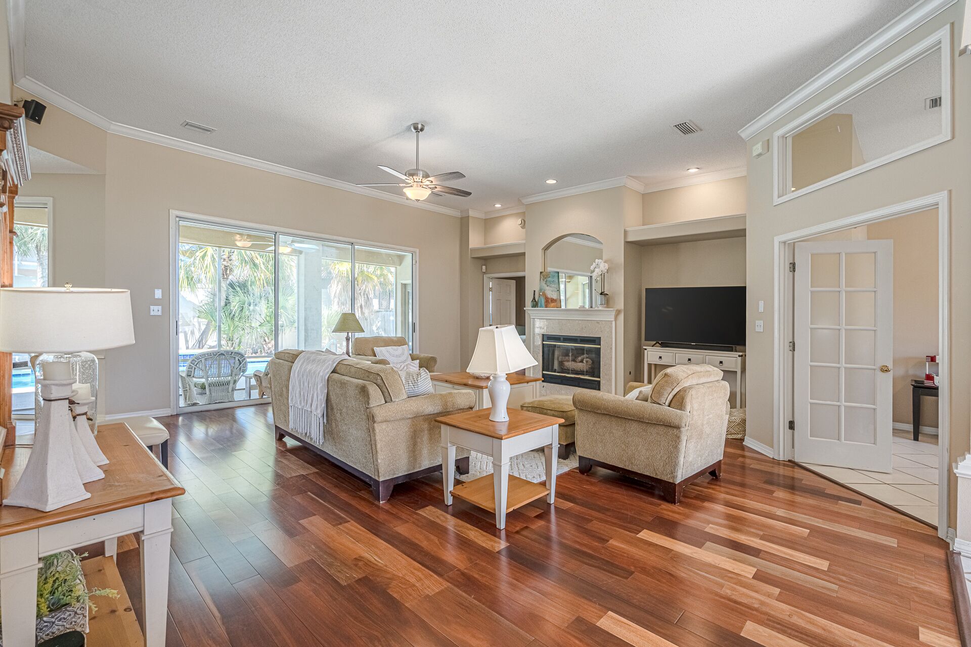 Beautiful House located minutes to Navarre Beach