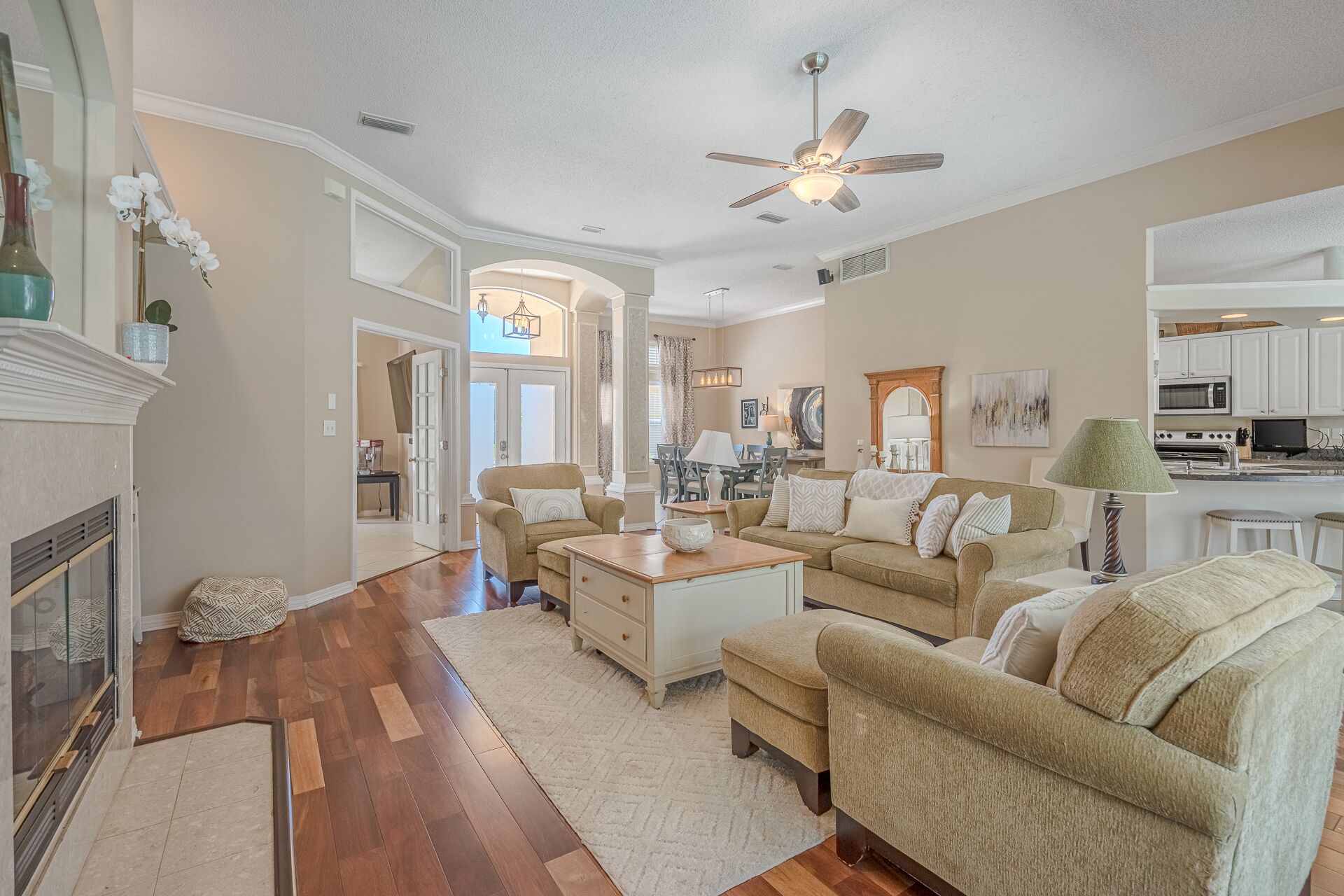 Beautiful House located minutes to Navarre Beach