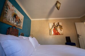 1 多间卧室、熨斗/熨衣板、WiFi、床单