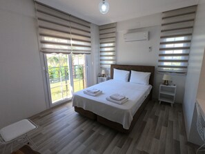 6 Schlafzimmer, Bügeleisen/Bügelbrett, kostenloses WLAN, Bettwäsche