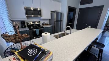 City Apartment | Private kitchenette