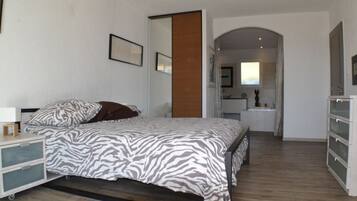 4 chambres, fer et planche Ă  repasser, Wi-Fi gratuit, draps fournis