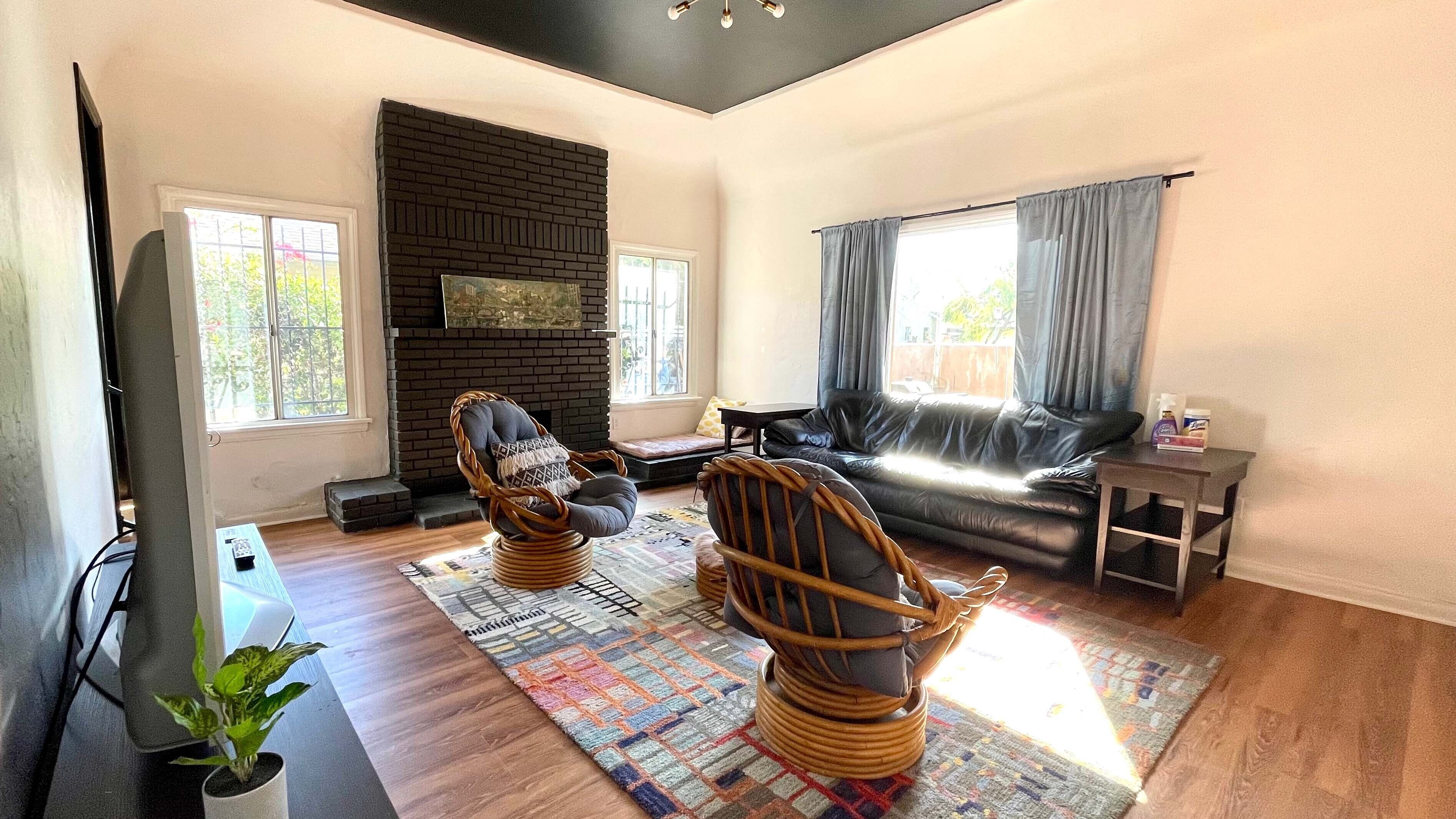 Smart TV, fireplace, books