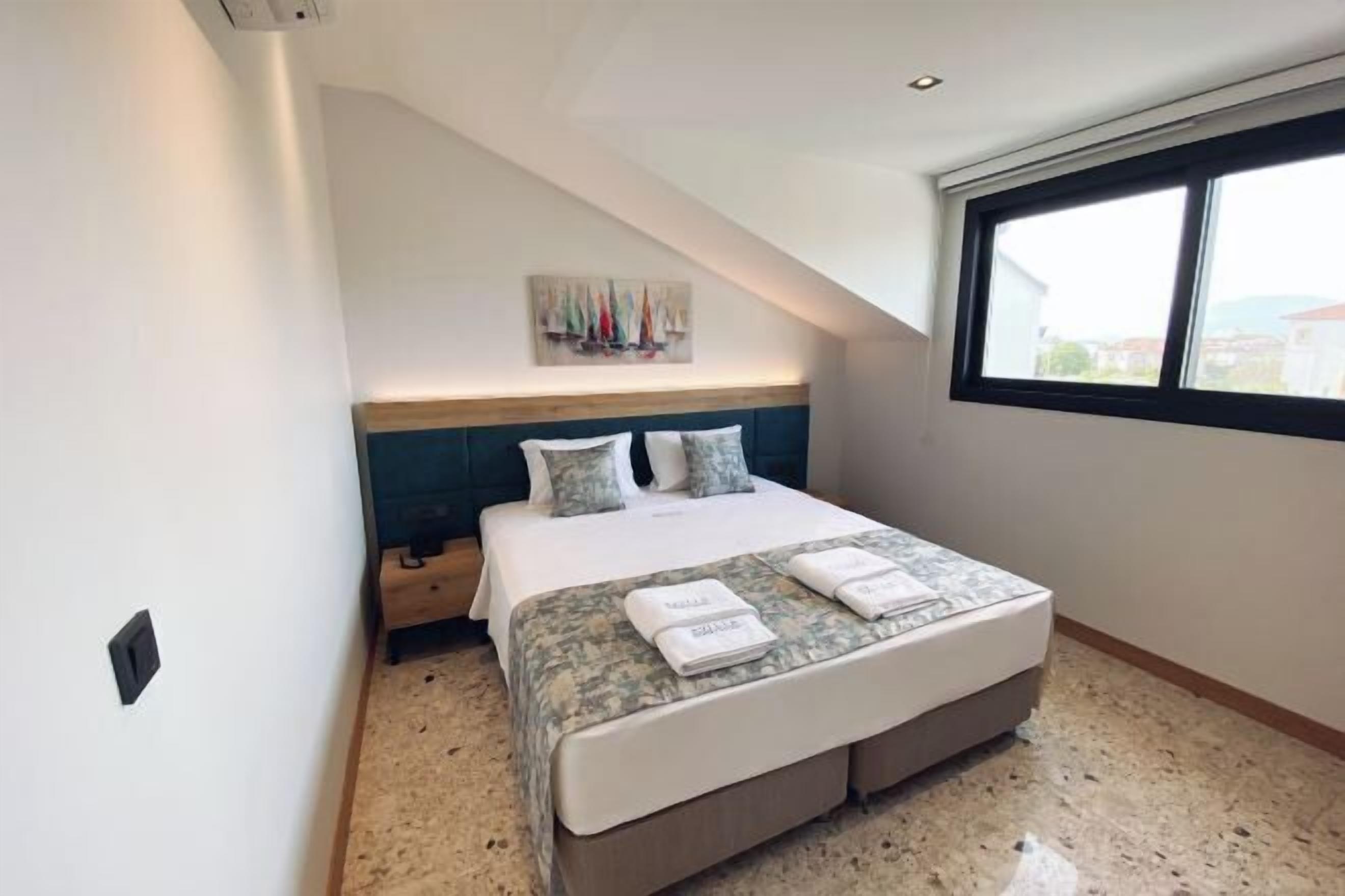 Premium bedding, pillowtop beds, in-room safe, laptop workspace