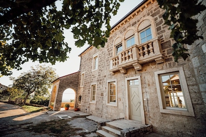 Romantic Private Villa with Pool and Stunning Views