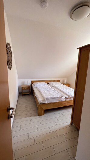 2 chambres, lit de bébé portatif, accès au Wi-Fi (inclus)