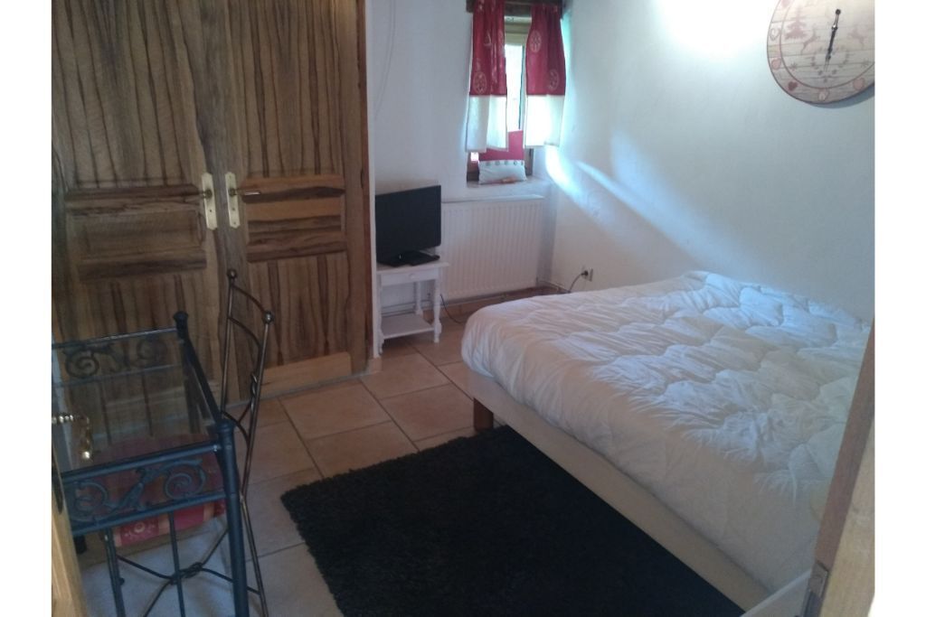 Apartment in the mountains at the foot of the slopes