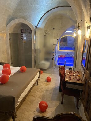 Royal-rum | Sängtillbehör av högsta kvalitet och duntäcken