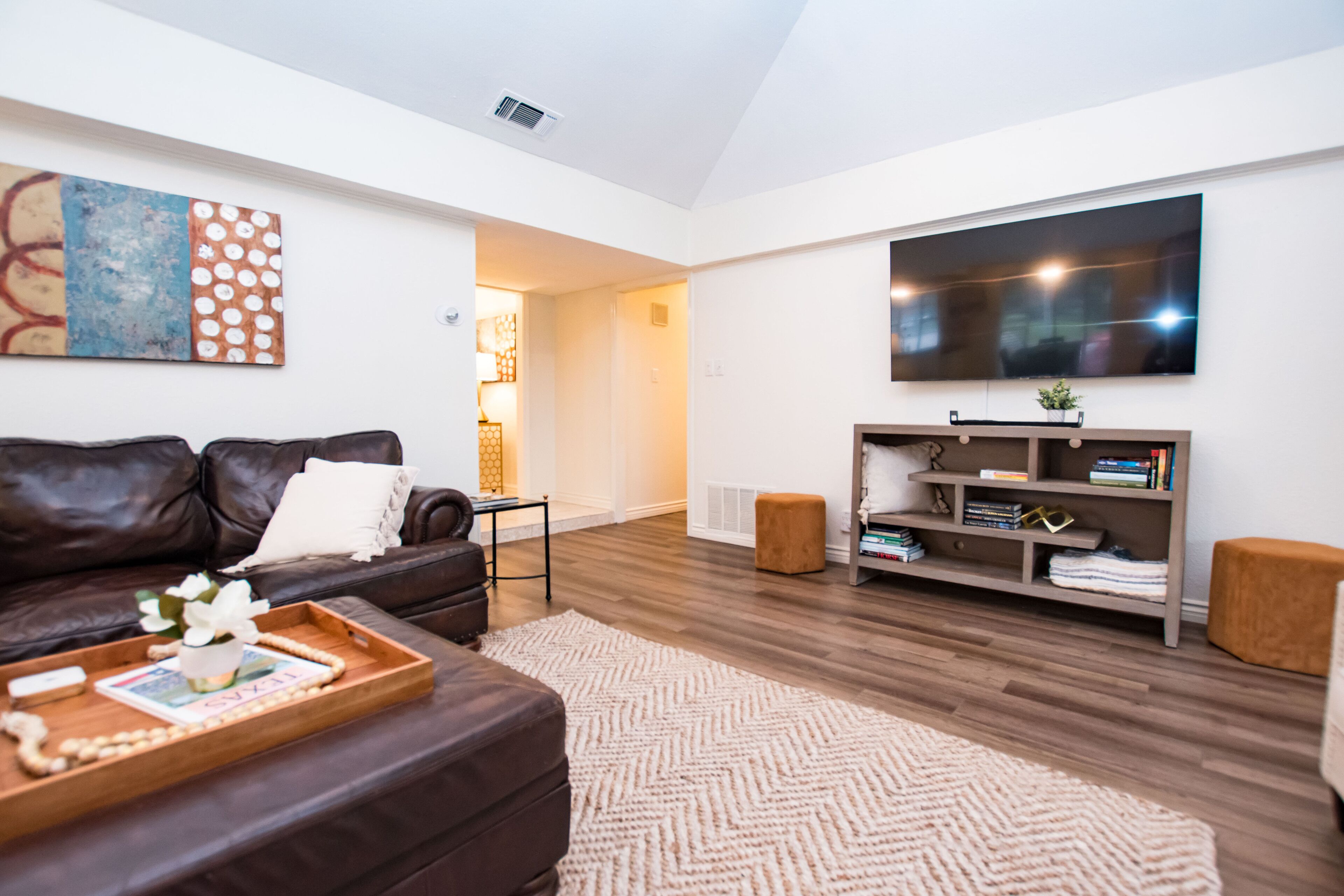 **Fiesta Tx, Riverwalk, Pearl|5 Bdrm-3 Kings|Golf,Ping-Pong|4 TVs|Hi-Spd WIFI**