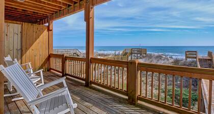 Beachfront! Hot Tub! Linens! Flexible Booking! Sleeps11! New Listing! Remodeled!