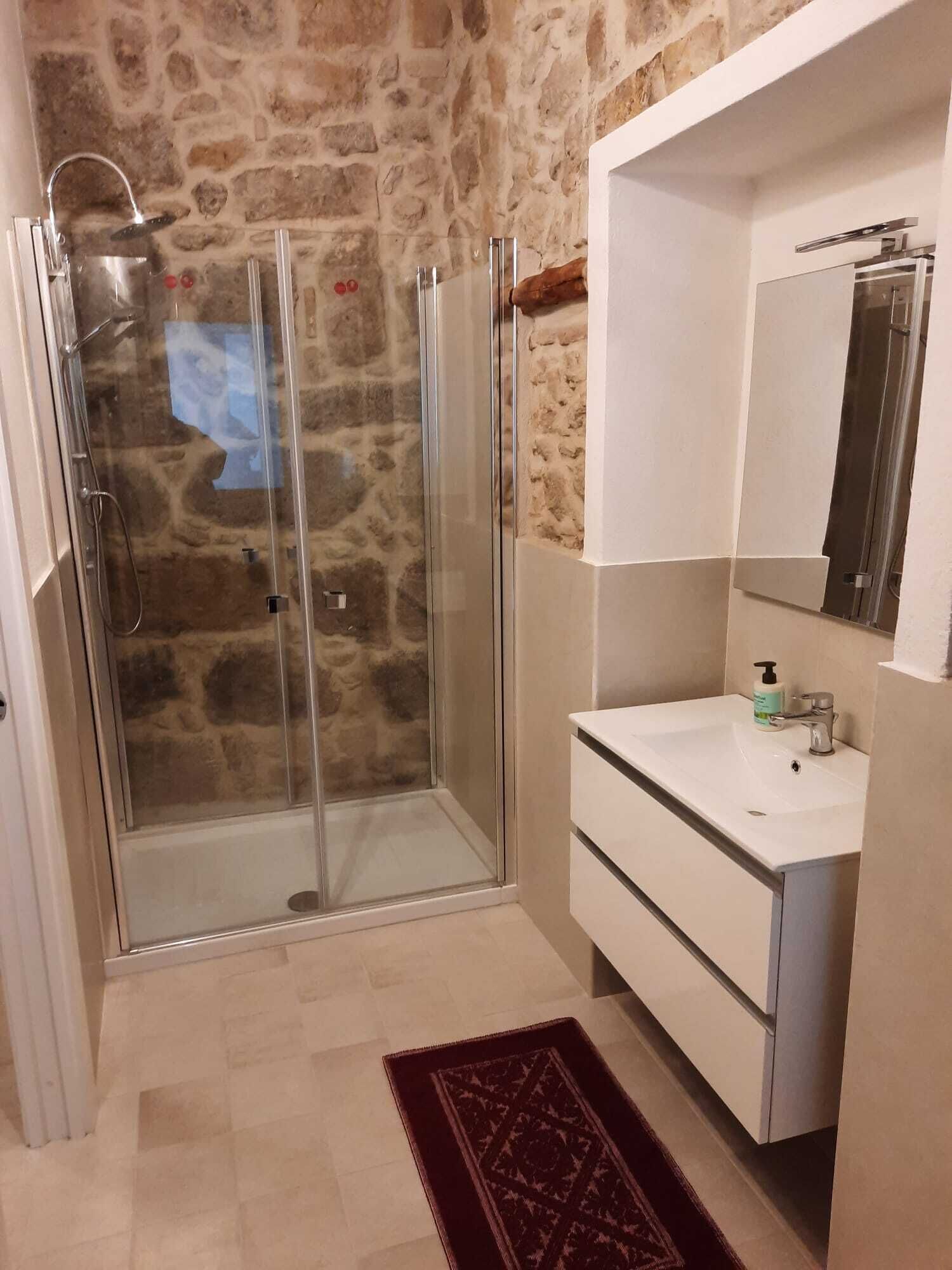 Shower, bidet