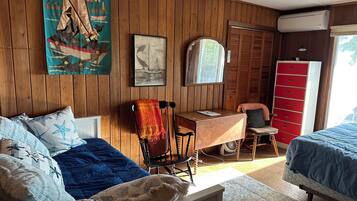 5 Schlafzimmer, Schreibtisch, WLAN, Bettwäsche
