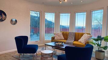 Smart TV, fireplace, foosball, table tennis