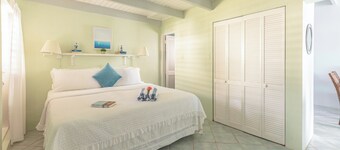 Fort Recovery Oceanfront 1BR Premium Villa