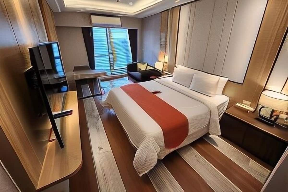 In-room safe, laptop workspace, soundproofing, iron/ironing board