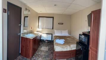 Single - No Food | 獨特裝修、書桌、免費 Wi-Fi、床單