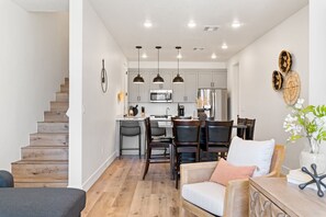 Condo, 3 Bedrooms | Living area | Smart TV, streaming services