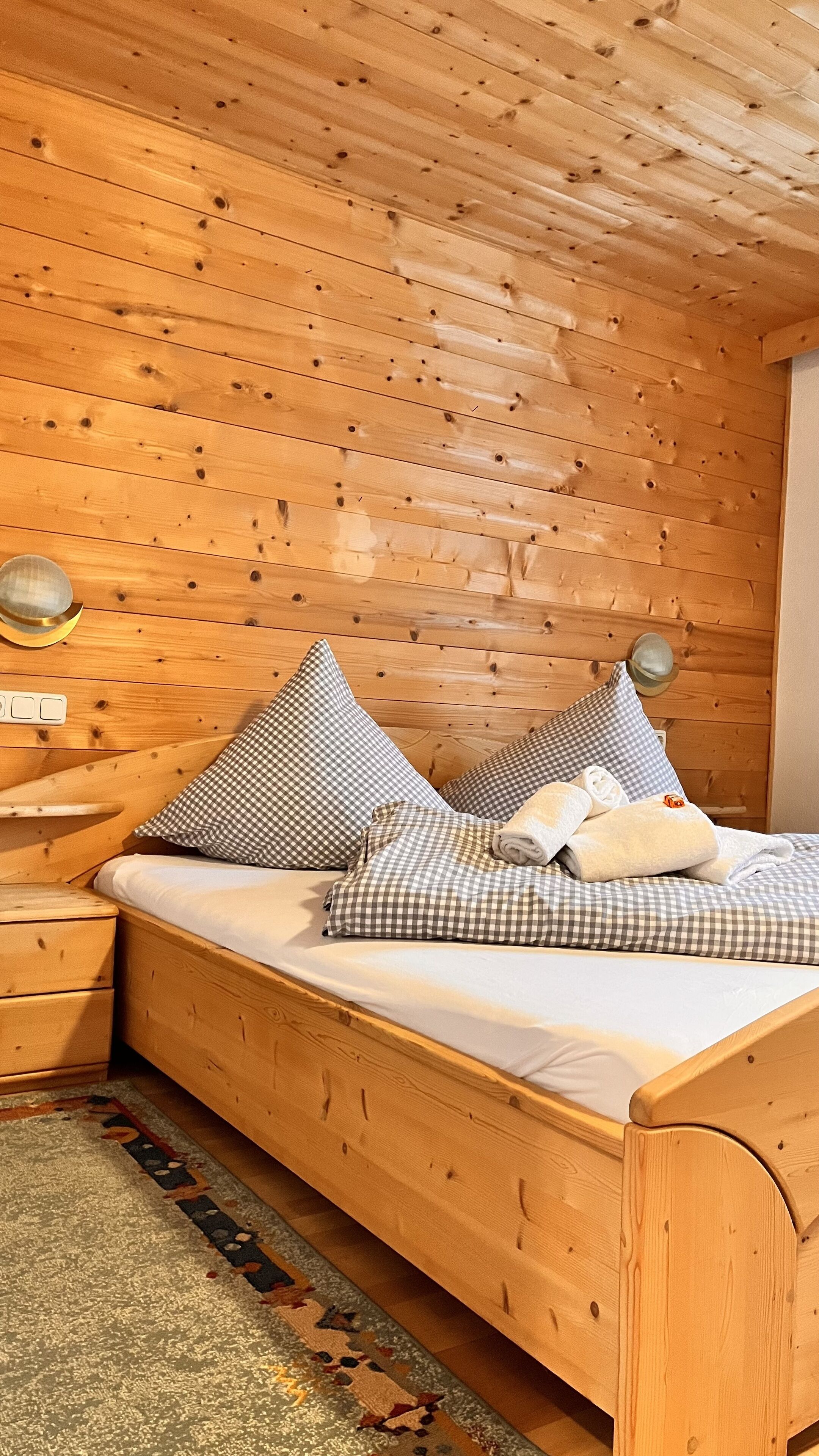 2 chambres, lit parapluie, Wi-Fi gratuit, draps fournis