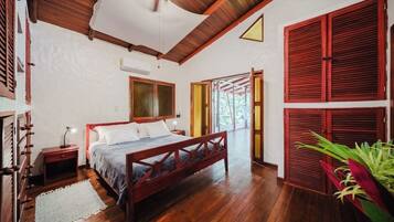 3 chambres, Wi-Fi gratuit, draps fournis