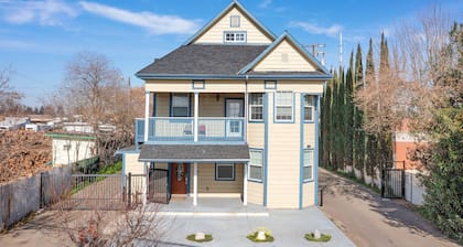 Cozy 1bdr/1br near downtown