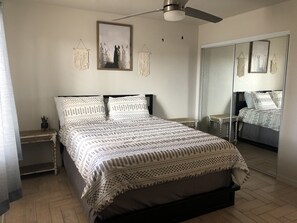 3 bedrooms, free WiFi, bed sheets, wheelchair access