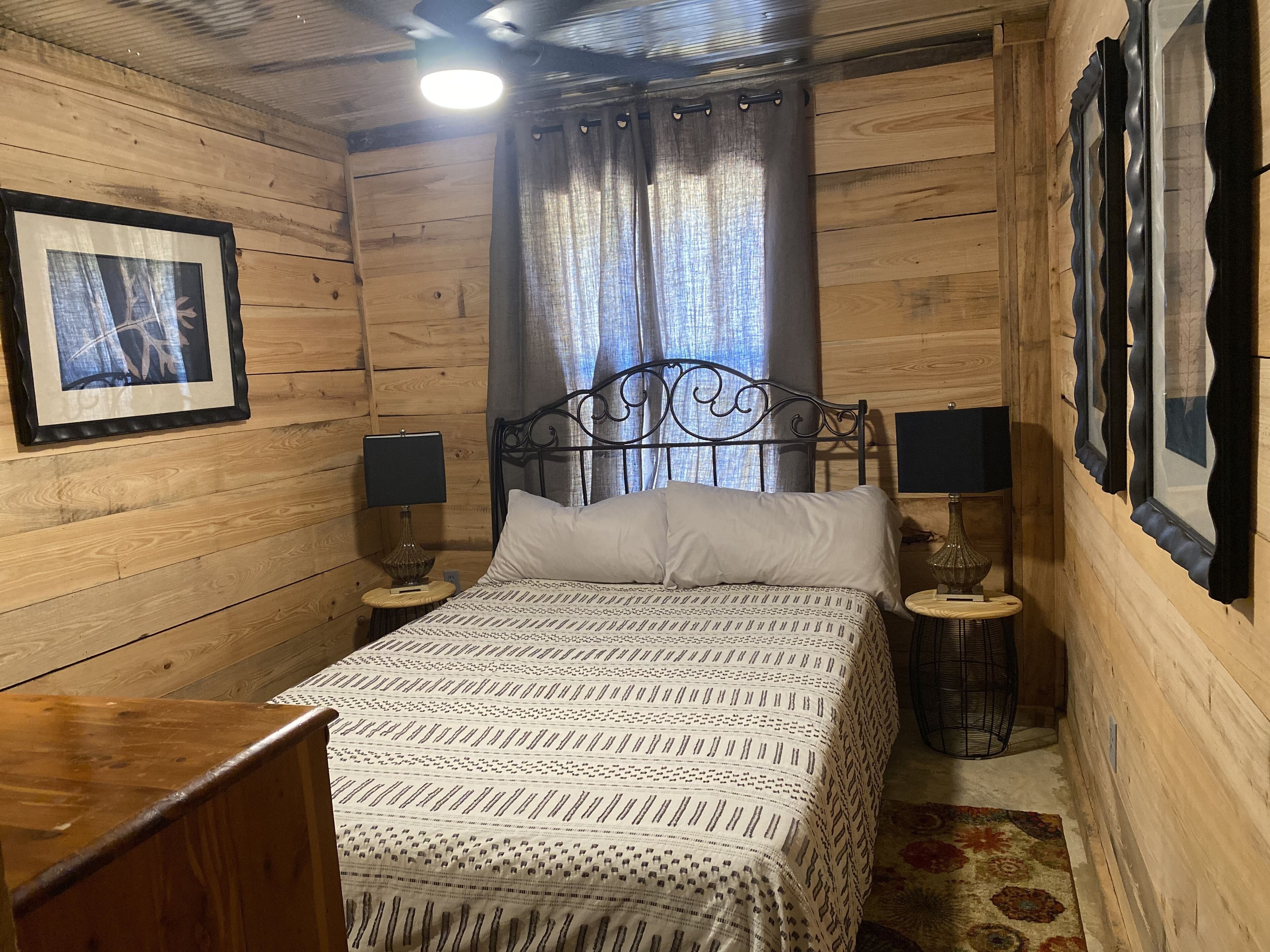 Great fishing at Sardis Lake and U of M ballgame ready!