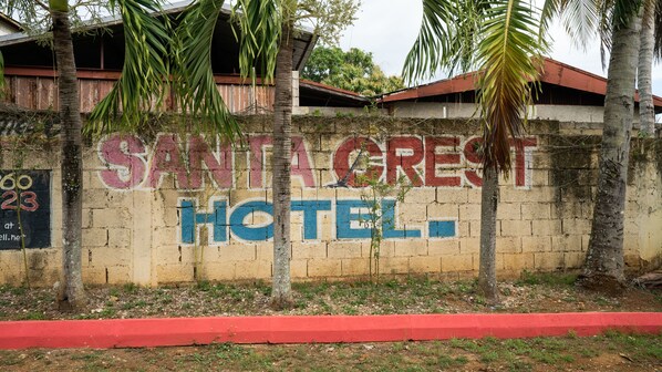 Exterior - Santa Crest Hotel (Santa Cruz)