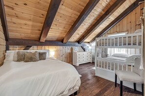5 dormitorios, tabla de planchar con plancha, wifi gratis y ropa de cama