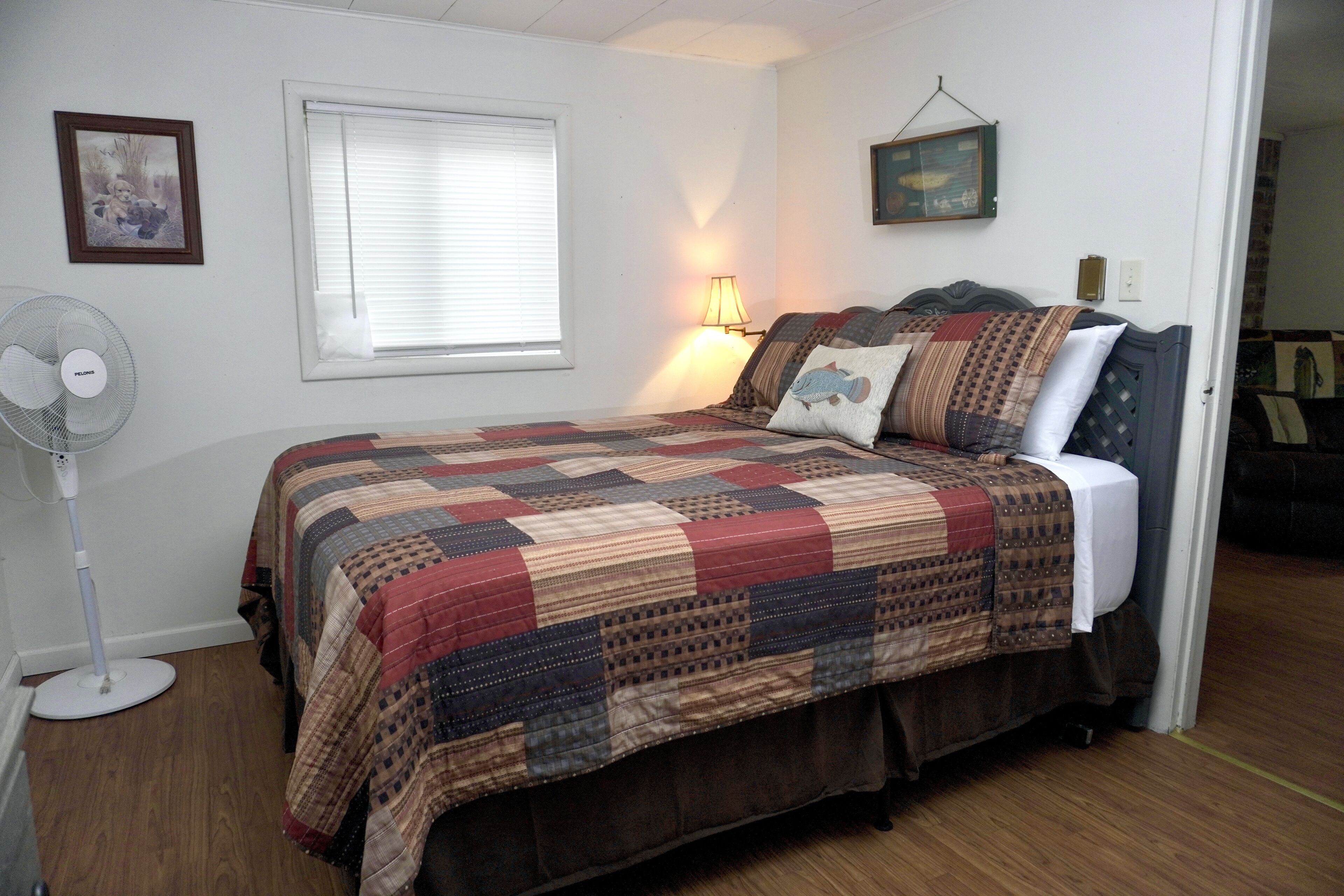 Cozy Home w/ Boat Parking 5mins From Truman Dam 