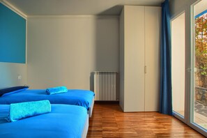 2 slaapkamers, een strijkplank/strijkijzer, gratis wifi, beddengoed