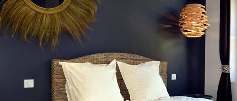 Tabla de planchar con plancha y wifi gratis