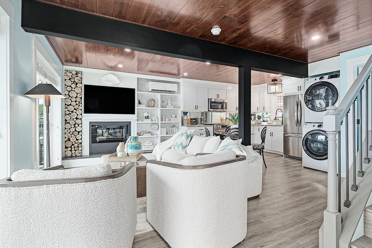 智能电视、壁炉、立体声音响